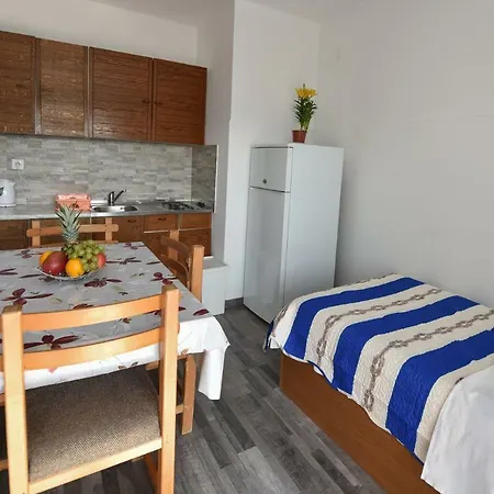 Val Apartmani, Stara Novalja Exterior photo