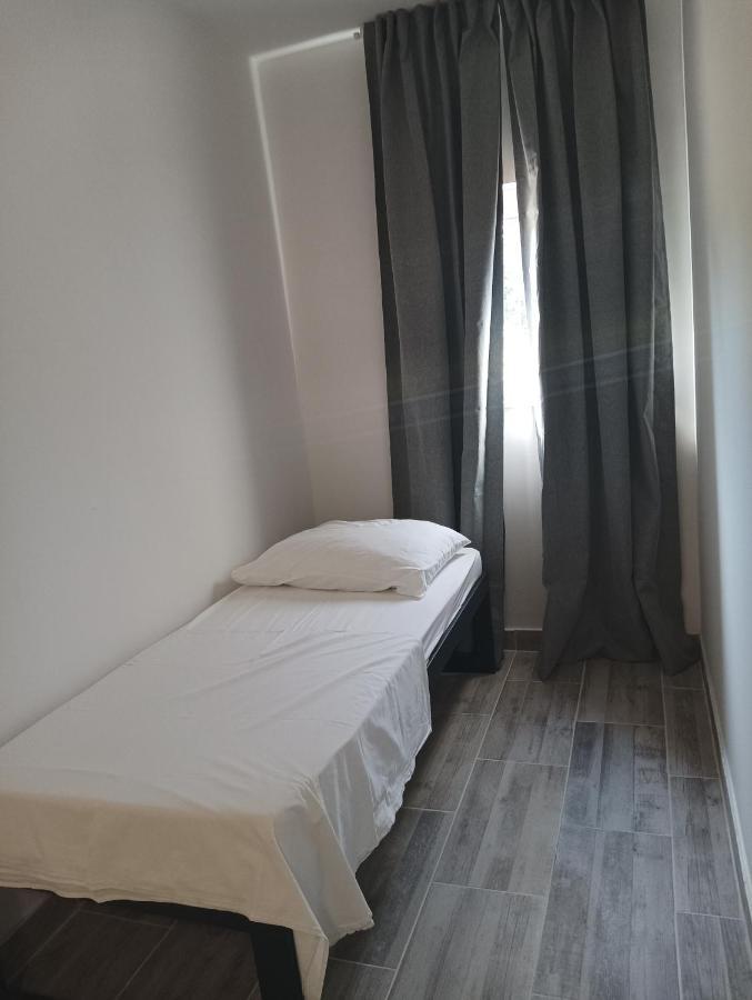 Val Apartmani,