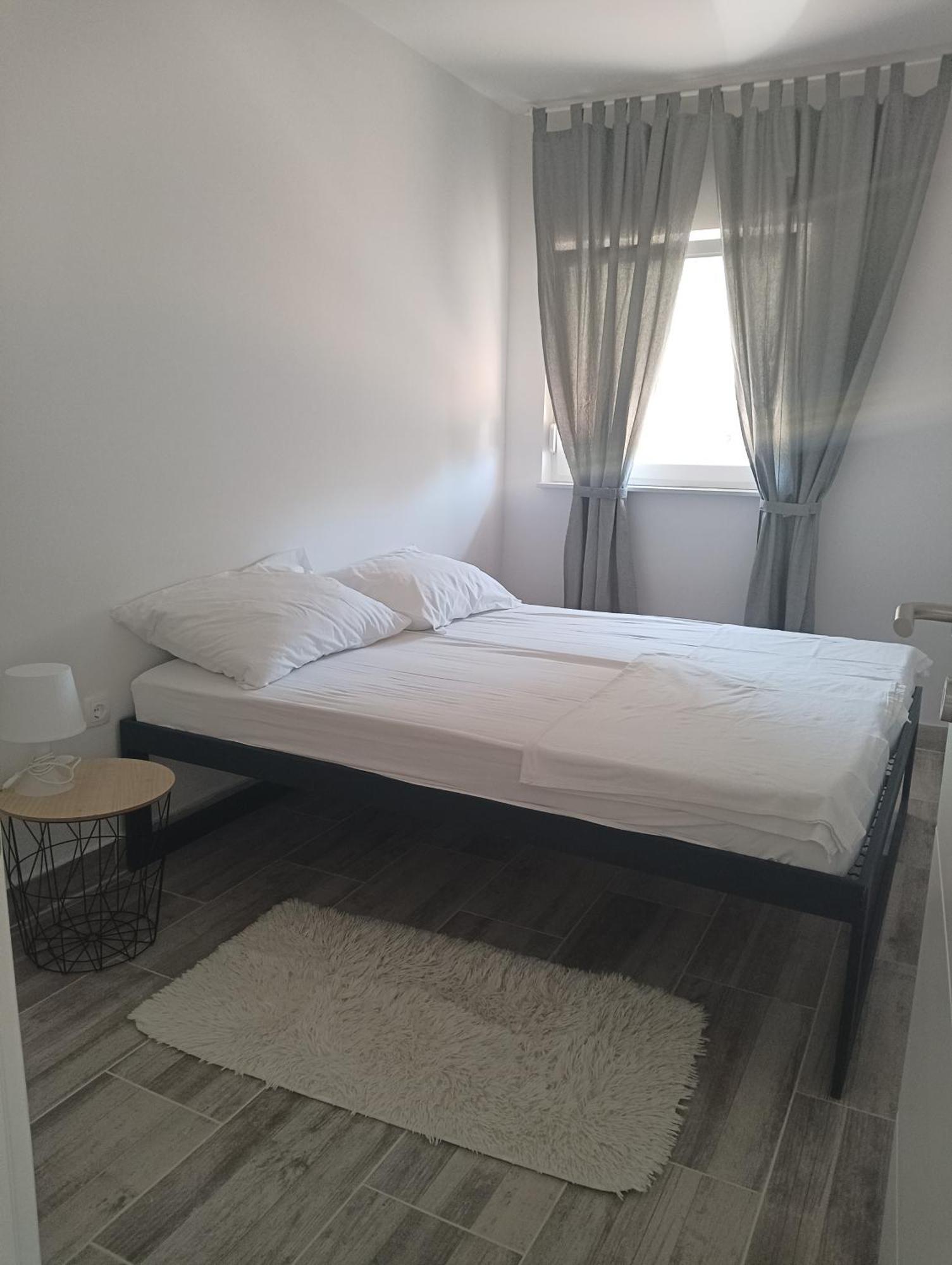 Val Apartmani, Apartmán