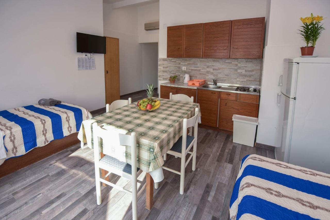 Val Apartmani, Apartmán