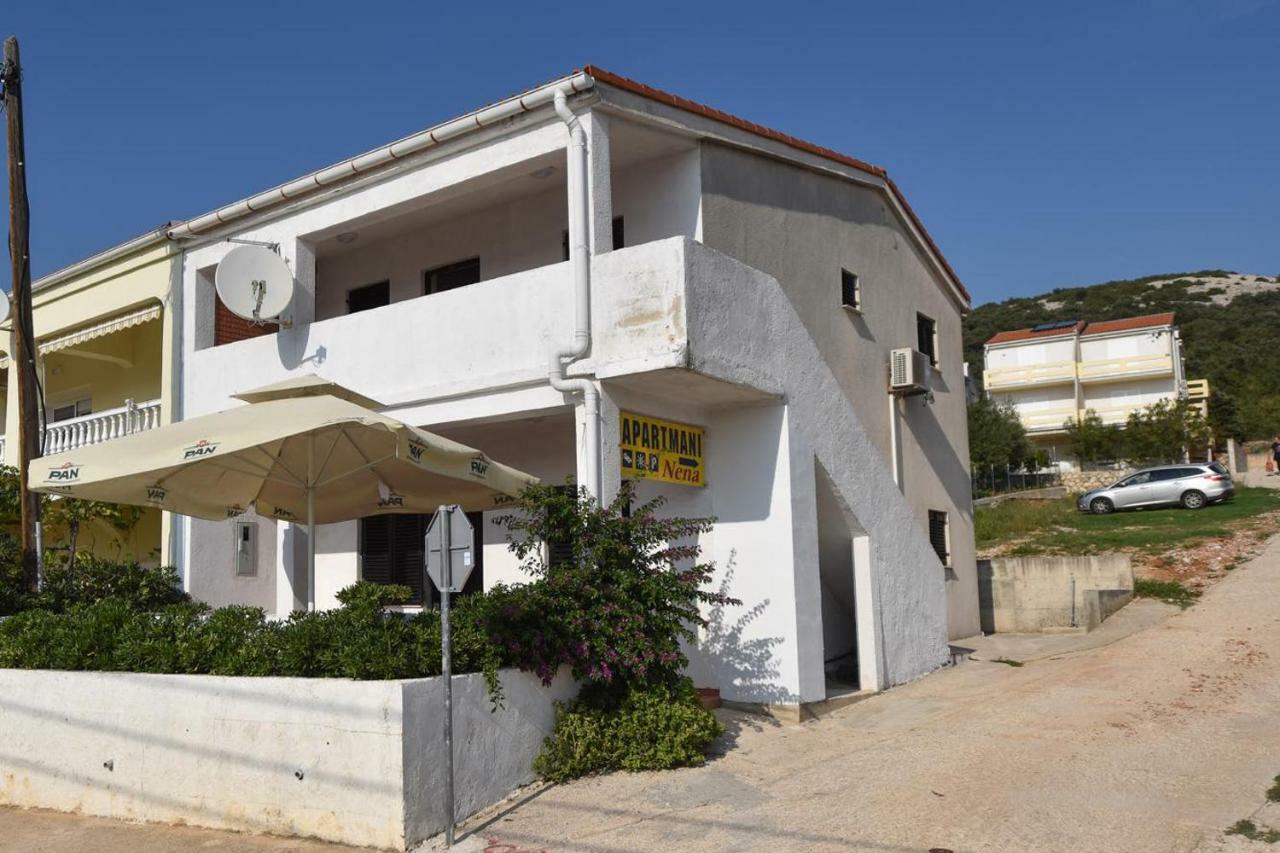 Val Apartmani, Apartmán